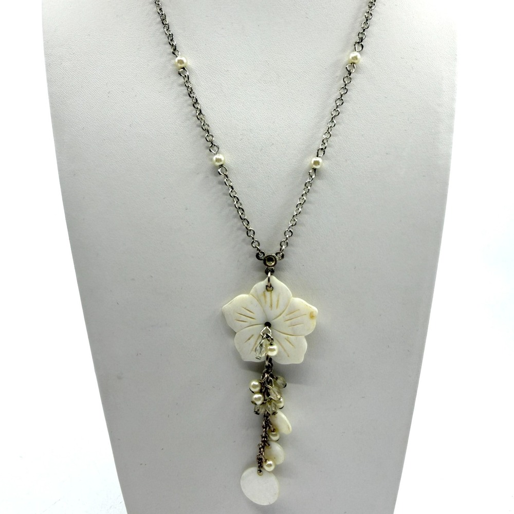 Floral Carved Mother of Pearl Statement Necklace Boho Beach Layering Jewelry